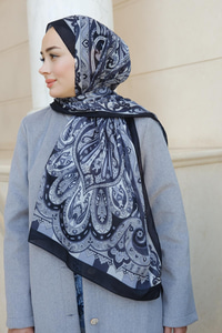 Etnik Desenli Şal Siyah