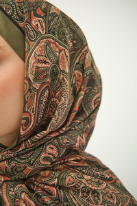 Etnik Yaprak Desen Şal Haki Yeşil