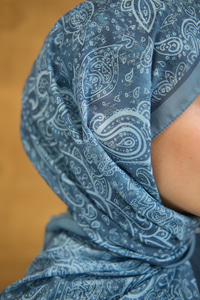 Etnik Yaprak Desen Şal İndigo Mavi