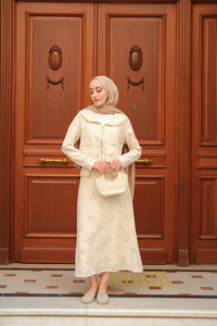 Fermuar Detay Etekli Takım Krem