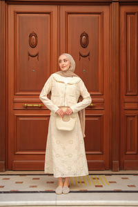 Fermuar Detay Etekli Takım Krem