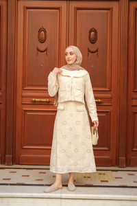 Fermuar Detay Etekli Takım Krem