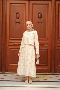 Fermuar Detay Etekli Takım Krem