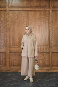 Fermuar Detay Kapüşonlu Takım Krem