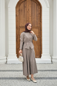 Fermuarlı Cep Detay Kemer Bağlamalı Etekli Takım Taş