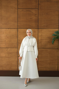 Fermuarlı Etekli Takım Beyaz