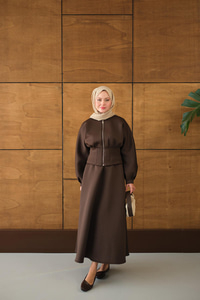 Fermuarlı Etekli Takım Kahverengi