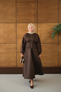 Fermuarlı Etekli Takım Kahverengi