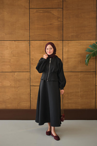 Fermuarlı Etekli Takım Siyah