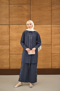 Fermuarlı Ve Boncuk Detaylı Pantolonlu Takım Lacivert