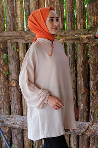 Uygun Fiyatlı FERMUARLI YIRTMAC DETAY TUNIK | Loccomoda.com 