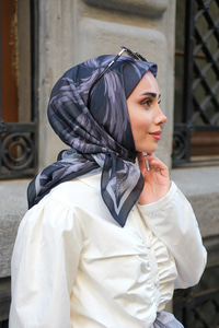 Fırça Desen Soft Eşarp Siyah