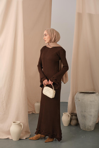 Fırfır Detay Elbise Kahverengi