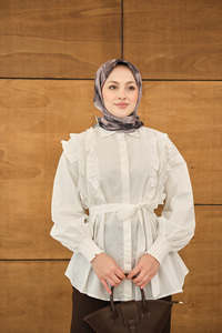 Fırfır Detaylı Gömlek Beyaz