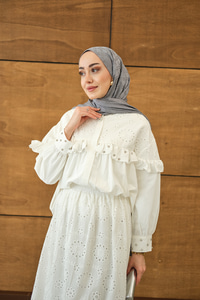 Fırfırı Taş İşlemeli Takım Beyaz