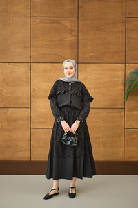 Fırfırı Taş İşlemeli Takım Siyah