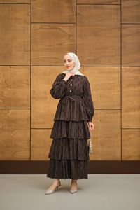 Fisto Volanlı Kemer Detay Elbise Kahverengi