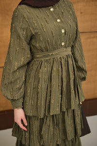 Fisto Volanlı Kemer Detay Elbise Yeşil