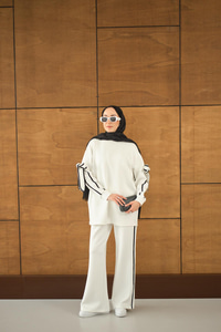 Fiyonk Detaylı İkili Takım Beyaz