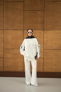 Fiyonk Detaylı İkili Takım Beyaz