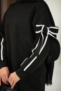 Fiyonk Detaylı İkili Takım Siyah