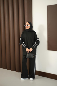 Fiyonk Detaylı İkili Takım Siyah