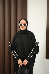 Fiyonk Detaylı İkili Takım Siyah