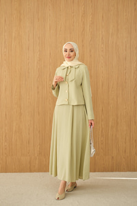 Fiyonk Görünümlü Çift Yaka Takım Su Yeşil