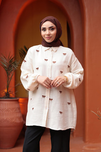 Fiyonk Nakış Detaylı Gömlek Krem