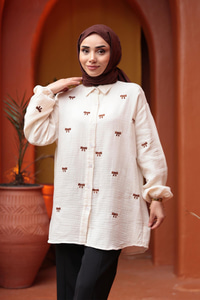 Fiyonk Nakış Detaylı Gömlek Krem