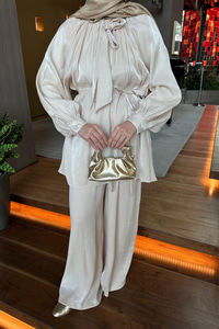 Floş Yaka Bağlamalı Takım Krem