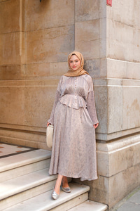 Freddy Desenli Piliseli Etekli Takım Gri