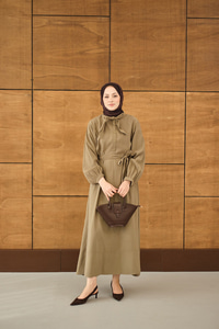 Fular Yaka Detaylı Nervürlü Modal Elbise Küf Yeşil