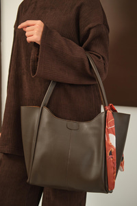 Fularlı Çanta Acı Kahve