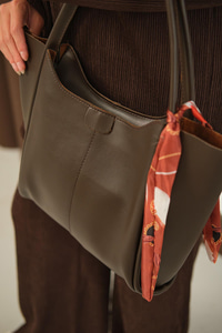 Fularlı Çanta Acı Kahve