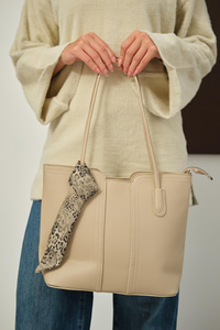 Fularlı Çanta Vizon