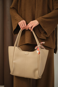 Fularlı Çanta Vizon