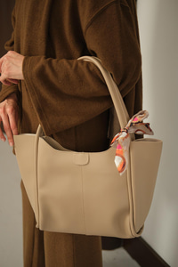 Fularlı Çanta Vizon