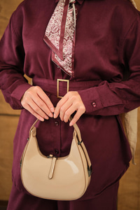 Fularlı Gömlekli Takım Mürdüm