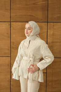 Gabardin Nakışlı Bomber Ceket Ekru