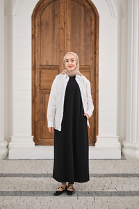 Garni Detay İçlik Elbise Siyah