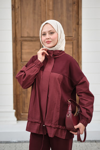 Garni Detaylı Bağcıklı Takım Bordo