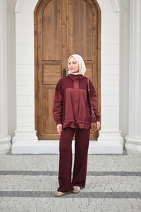 Garni Detaylı Bağcıklı Takım Bordo
