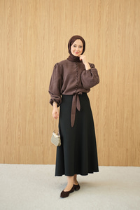 Geçirme Düğme Detay Bel Bağlamalı Gömlek Kahverengi