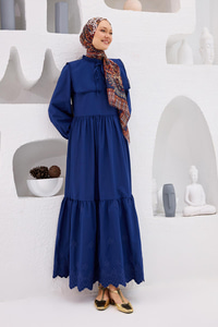 Gemici Yaka Brode Detaylı Elbise Lacivert