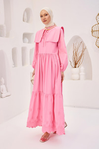 Gemici Yaka Brode Detaylı Elbise Pembe