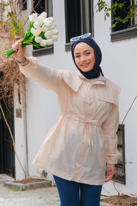 Gemici Yaka Detay Yağmurluk Krem