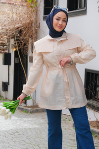 Gemici Yaka Detay Yağmurluk Krem