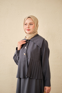 Gemici Yaka Fırfır Detay Takım Antrasit