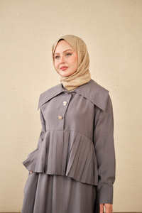 Gemici Yaka Fırfır Detay Takım Gri